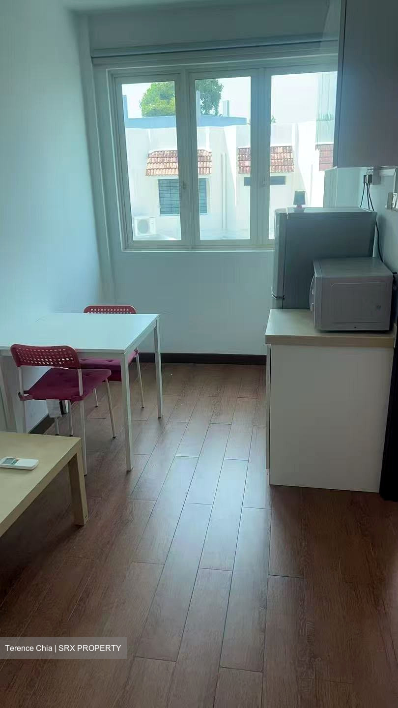 Lengkong Dua (D14), Terrace #629877361
